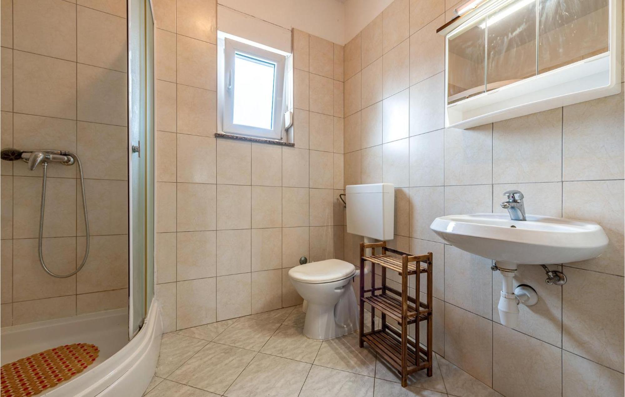 Lovely Apartment In Vir With Kitchen Exteriör bild